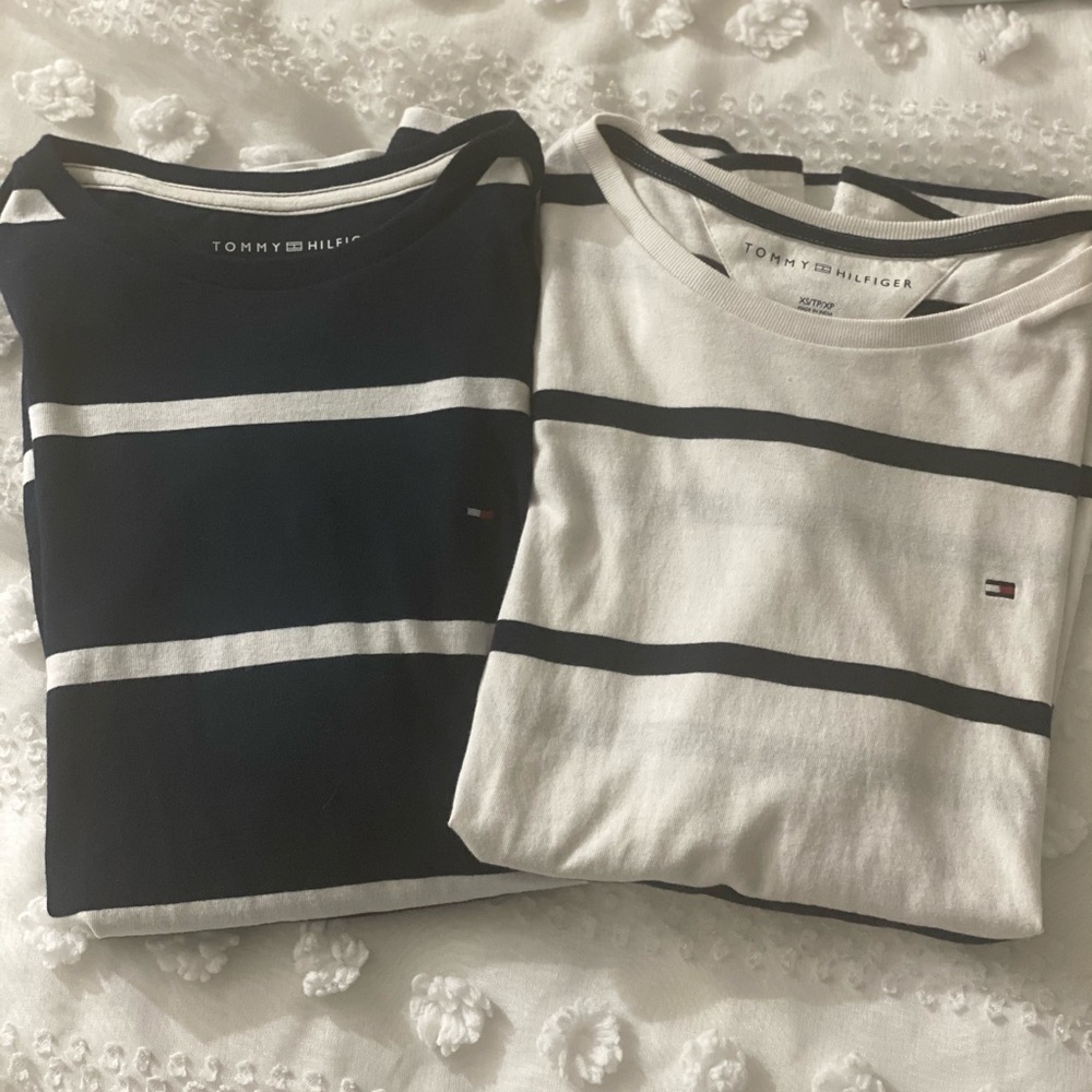 Tommy Hilfiger mens stripped T-shirt (xs)